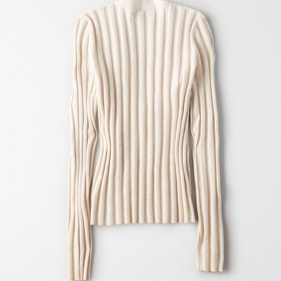 AEO button down cardigan - Picture 2 of 6